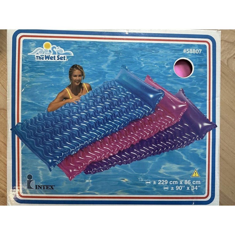 Vintage 1998 Intex Tote-N-Float Pink Ripple Pool Float Raft 58807 90x34